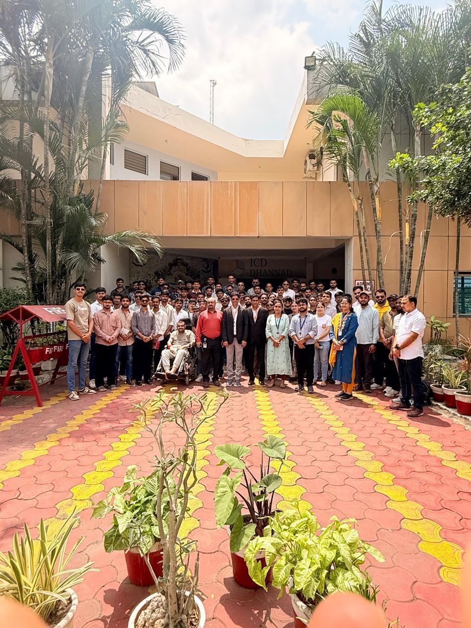GTH practical-training batch at the ICD Dhannad port visit